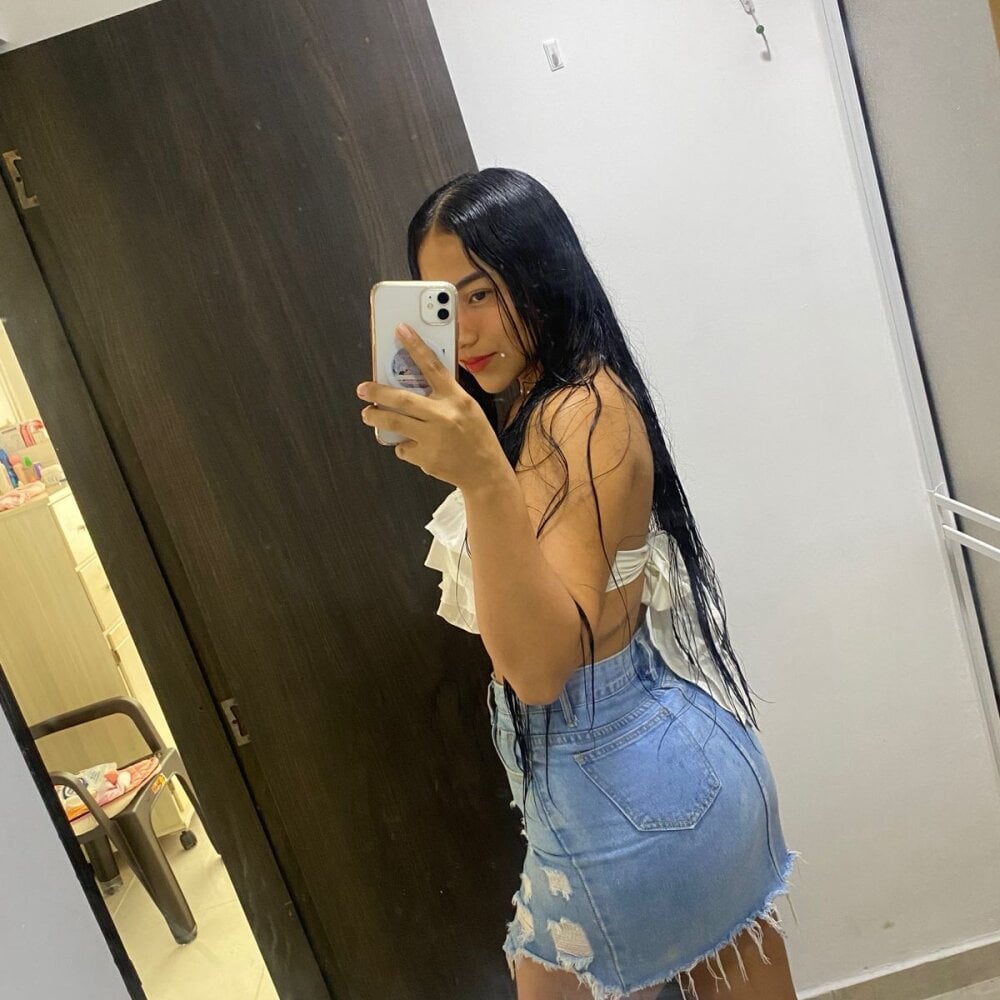 _Dani22_ Chatroom