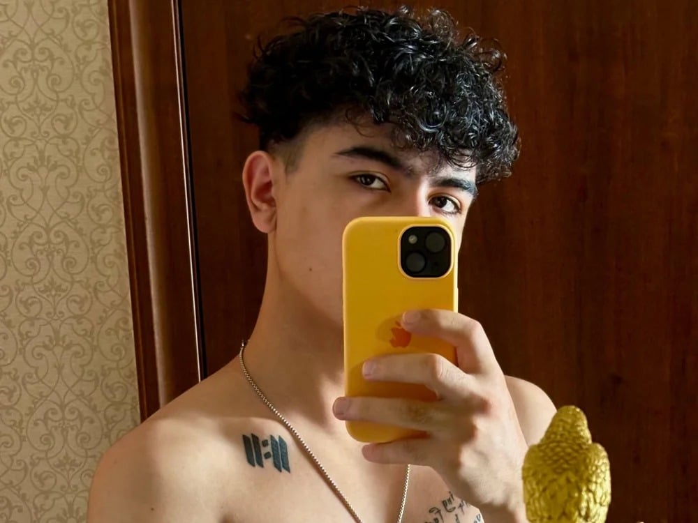 _ELIGOS_ Chatroom