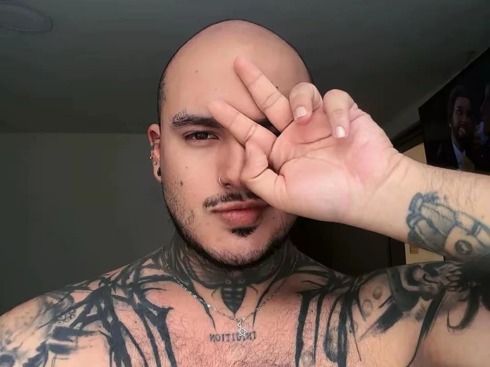 _Eros_1 Chatroom
