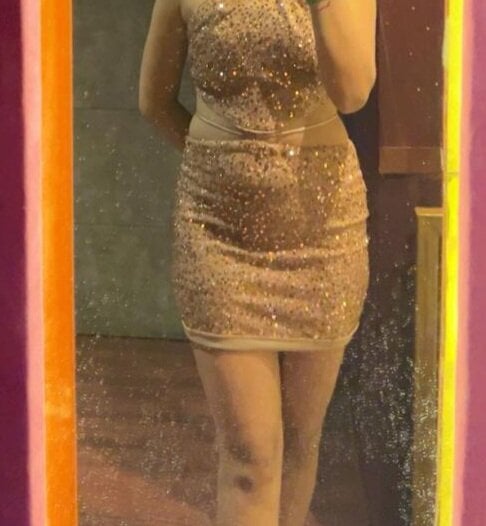 _Gold_Apple_ Chatroom