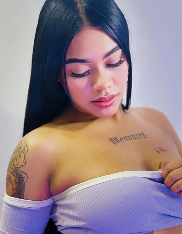 _Isabella_Moon Chatroom