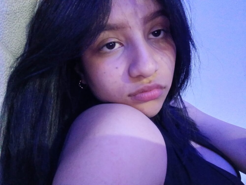 _Kassandra9 Chatroom