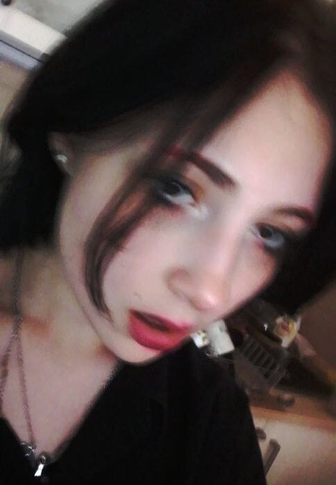 _L_o_r_r_y_ Chatroom