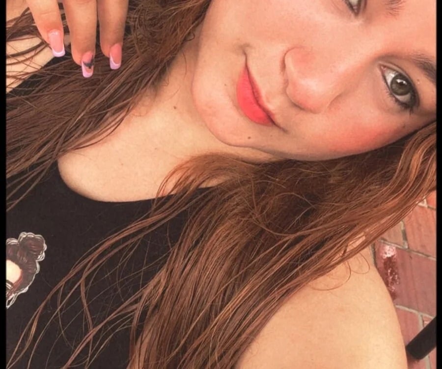 _Lucianaa_1 Chatroom