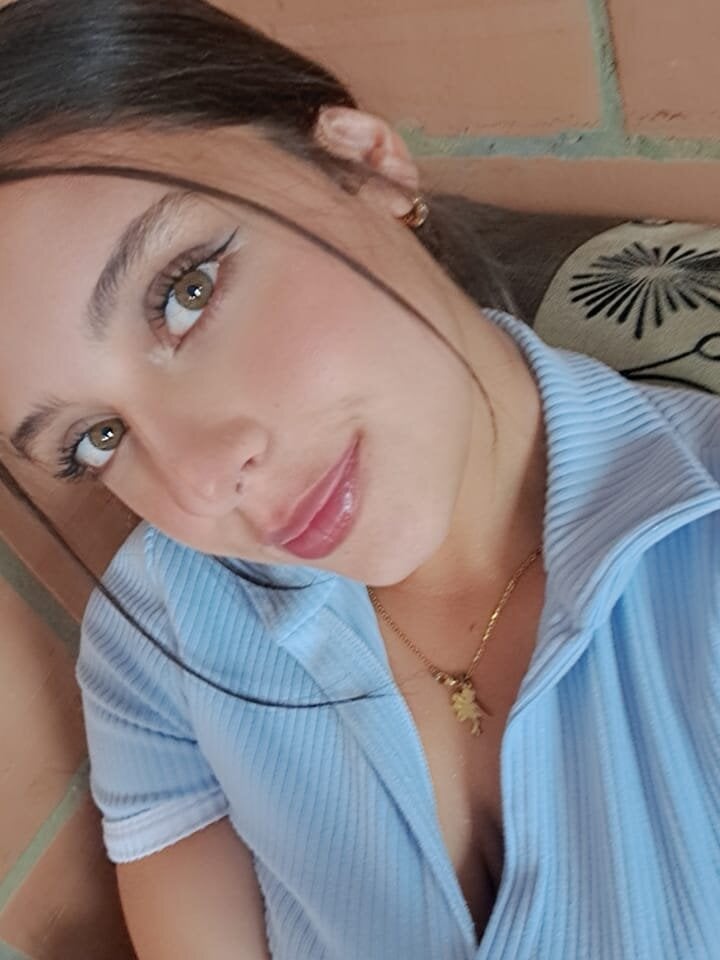 _Mia_sweet_b Chatroom