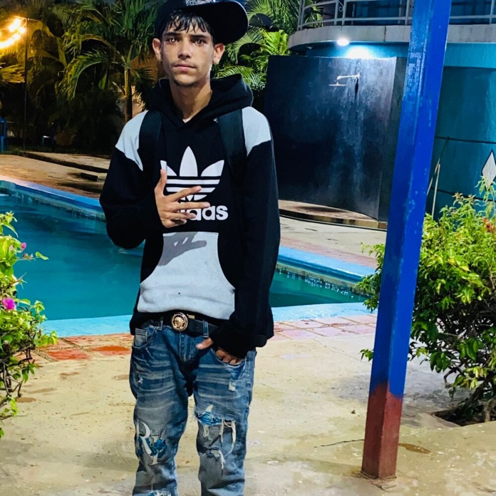 _Perfectboy Chatroom