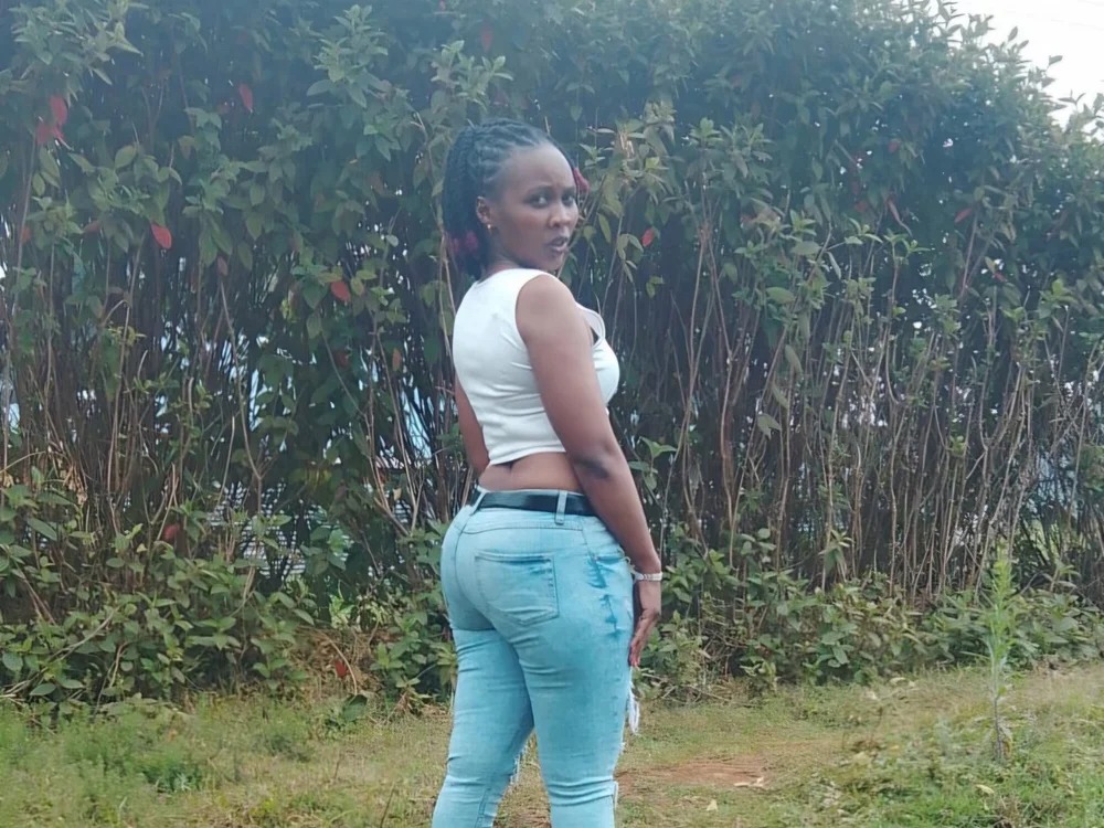 _Shantel1 Chatroom