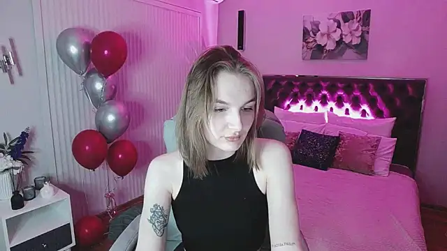 _Vikky_Moon_ Chatroom