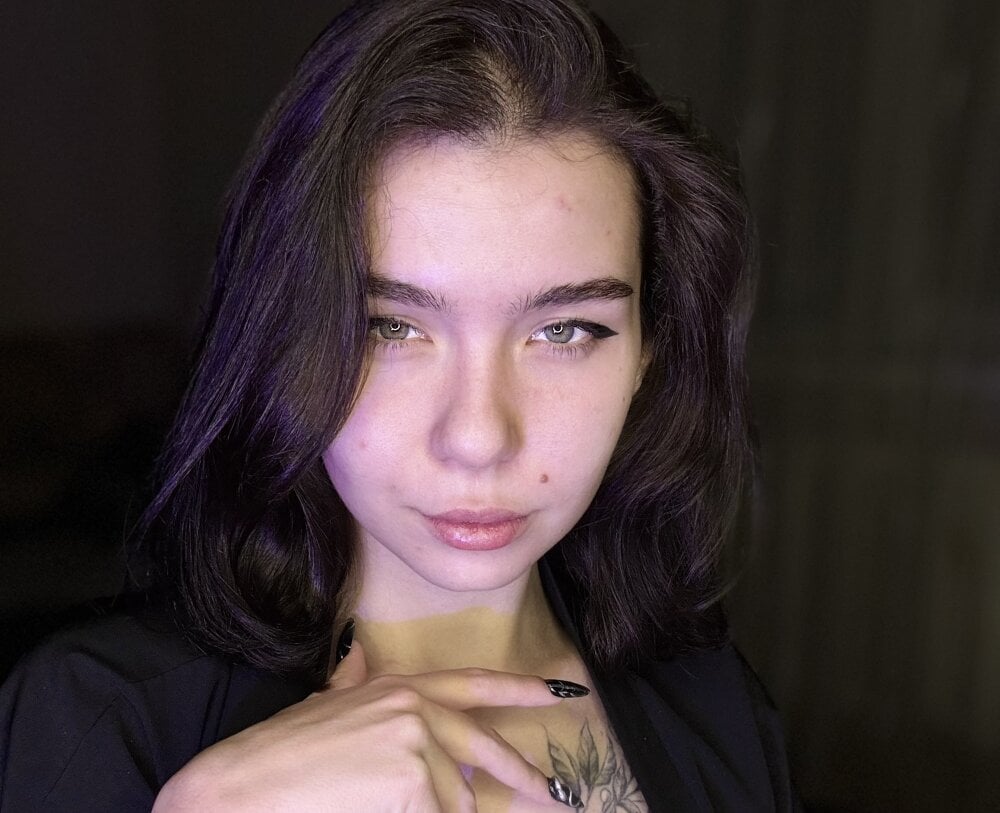 ___Anna_Sun___ Chatroom