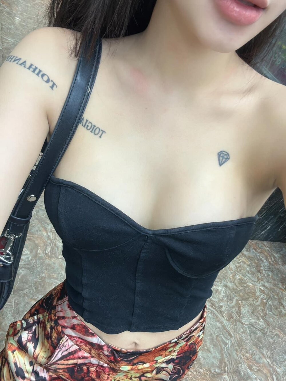 ___BO___ Chatroom