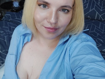 alexandra-ray