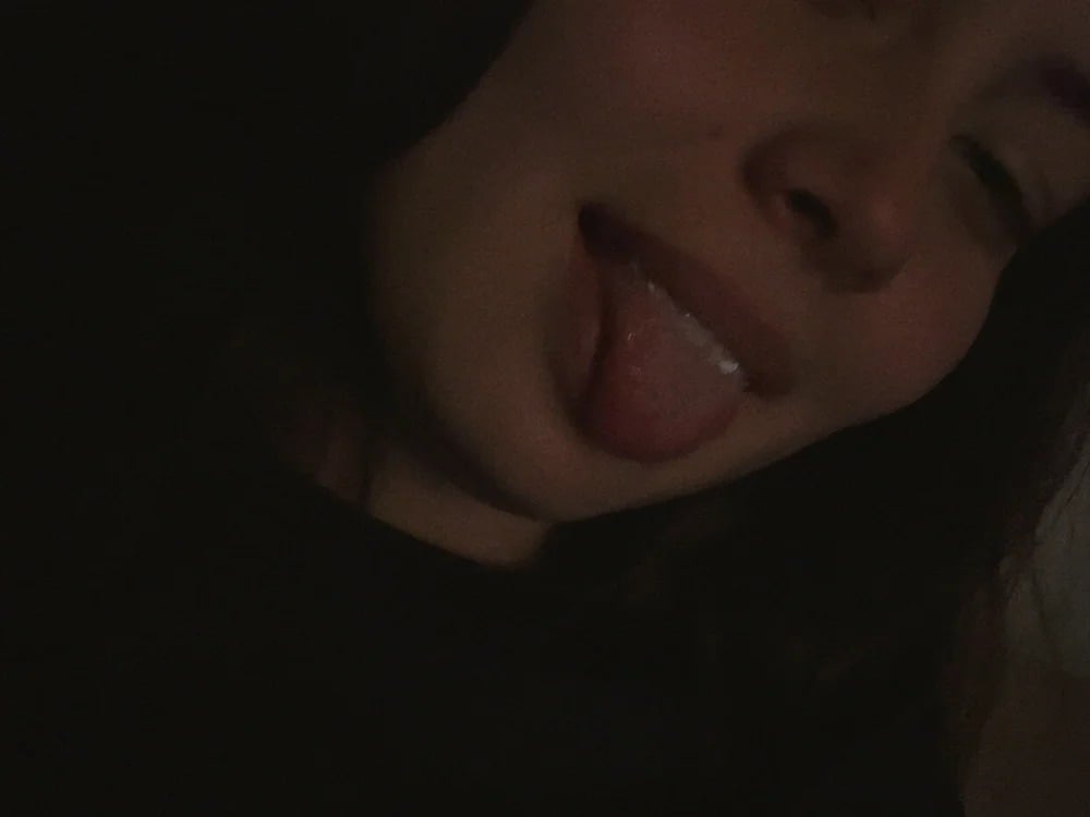 _anna_21 Chatroom
