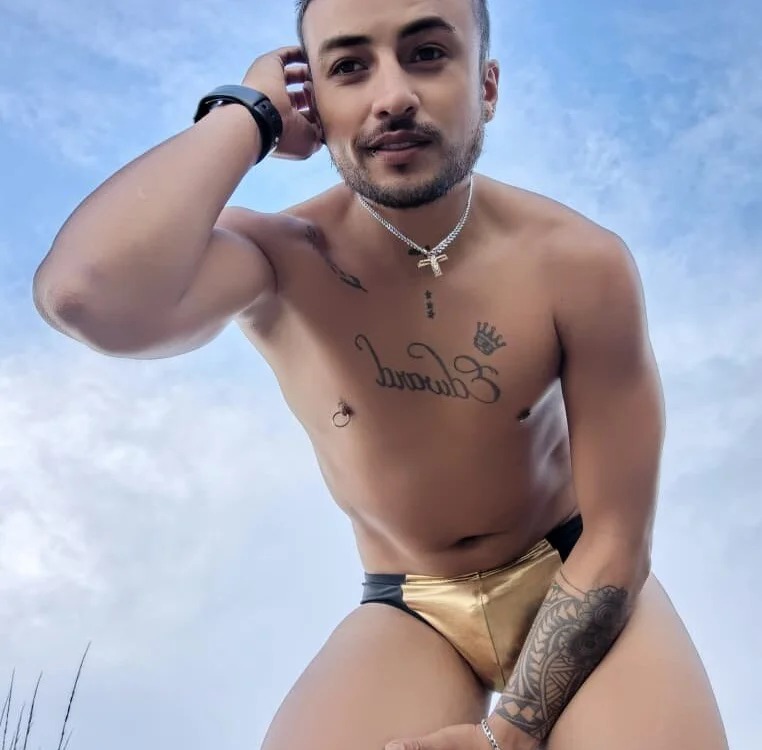 _anthony32 Chatroom