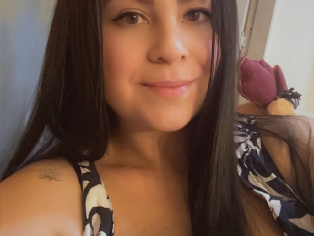 _charlote23 Chatroom