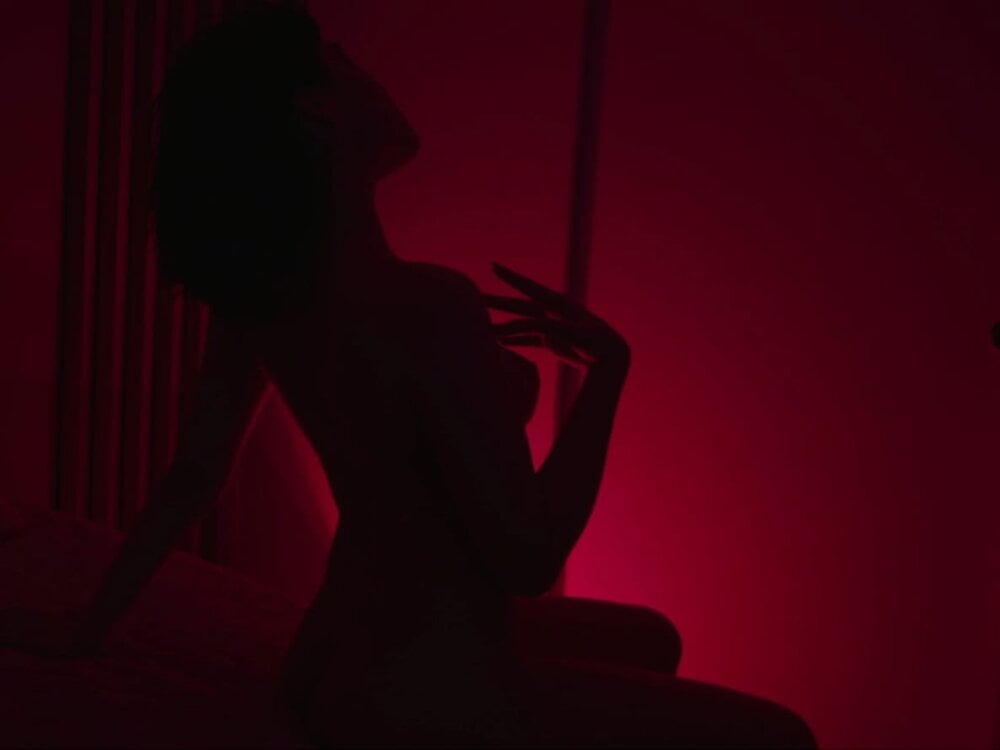 _curiouskitten_ Webcam Profile Picture _curiouskitten_ Chatroom