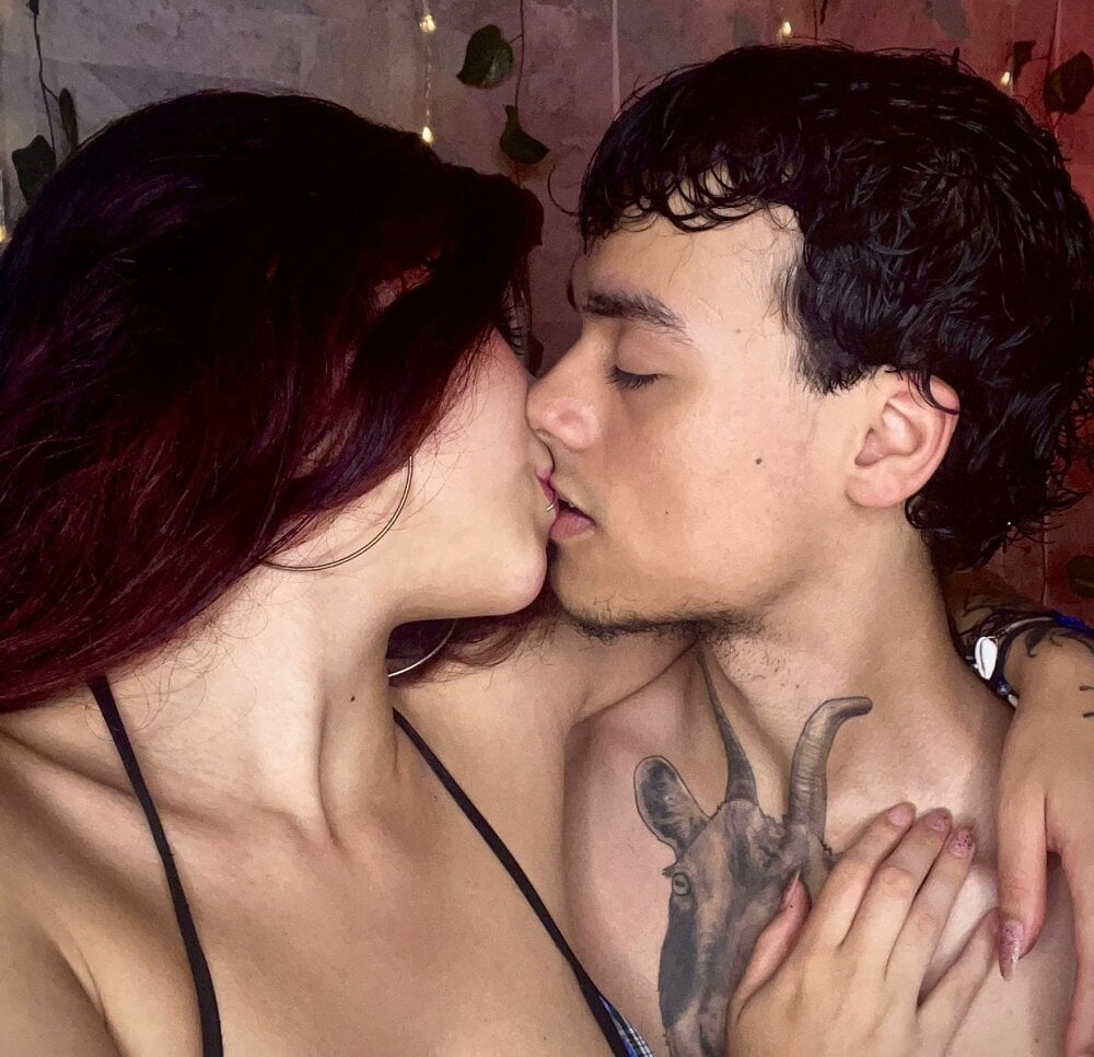 _dual_seduction Chatroom