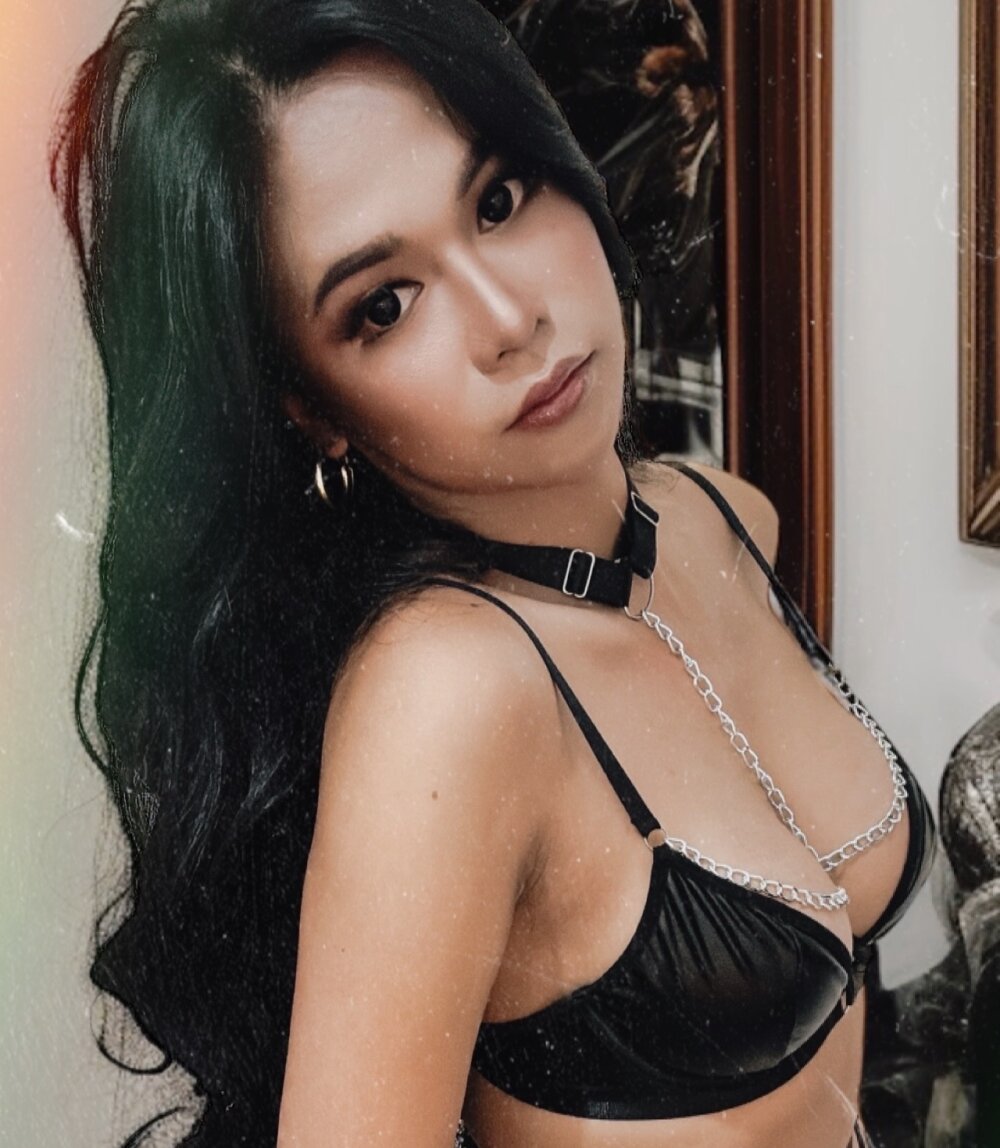 _hazel_moore_ Chatroom