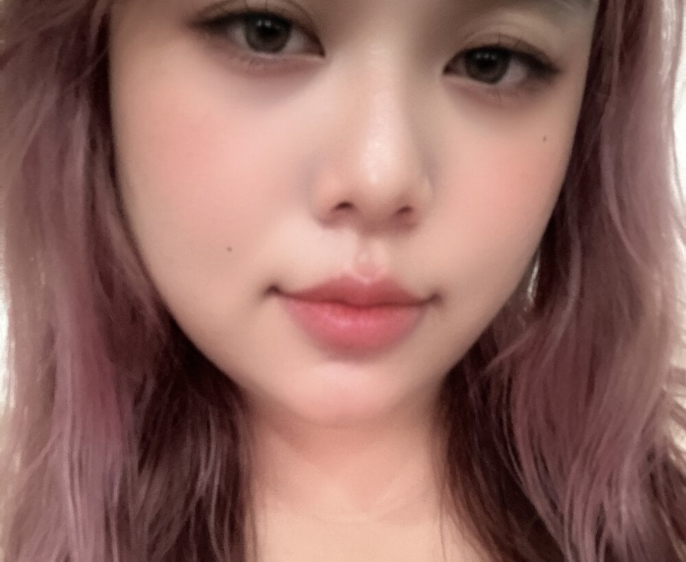 _itsyumi_ Webcam Profile Picture _itsyumi_ Chatroom