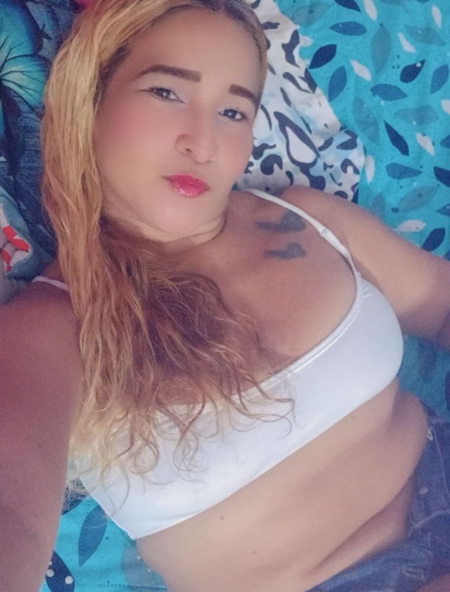 _lady_squirtt Chatroom