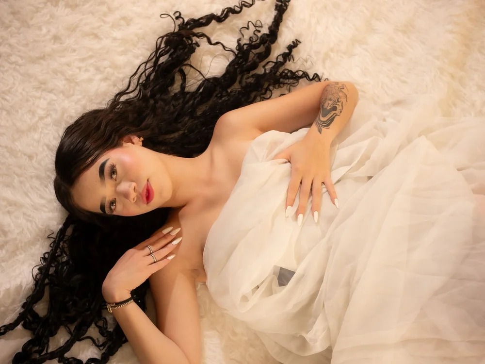 _miia_monrroy Chatroom