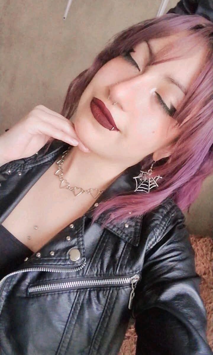 _millyjones_ Chatroom