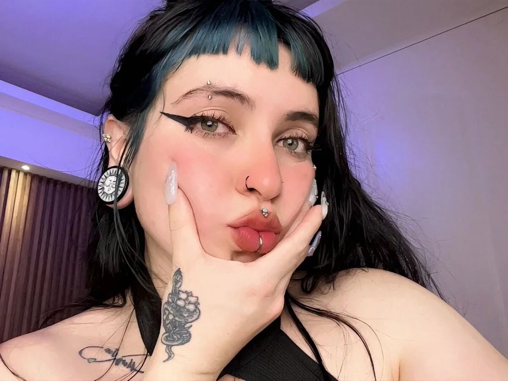 _sofia_smth_xx Chatroom