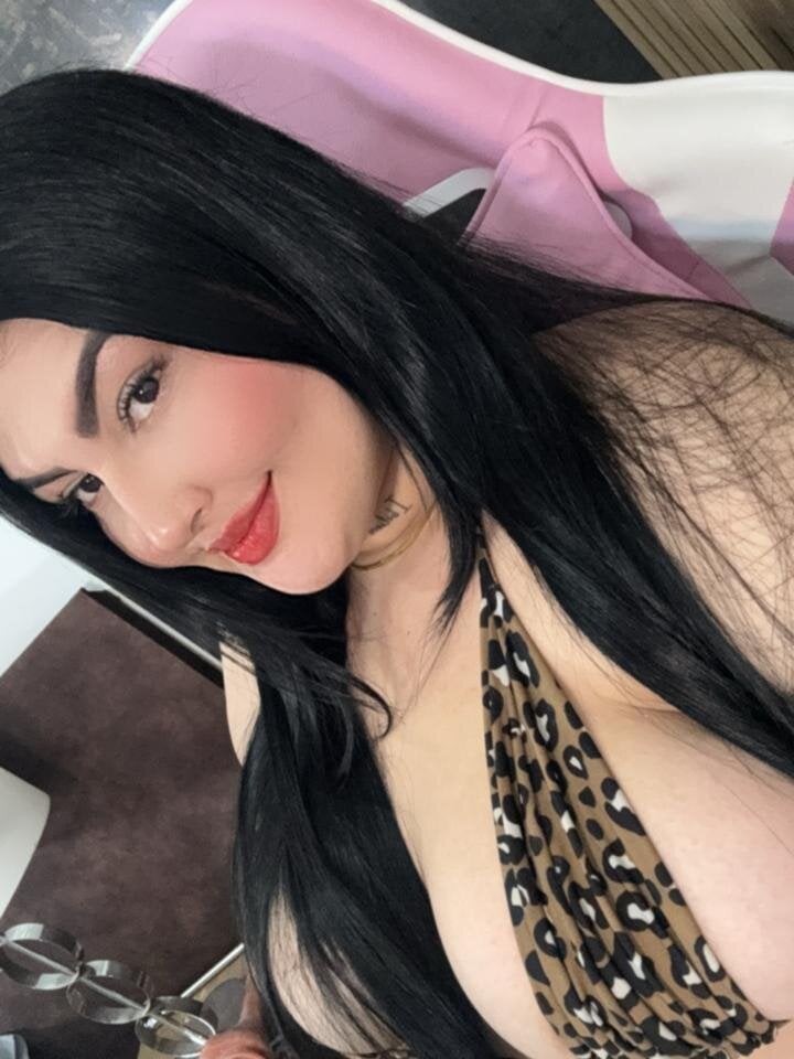 abby_deep_2 Chatroom