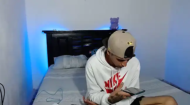 abrahamm_256 Chatroom