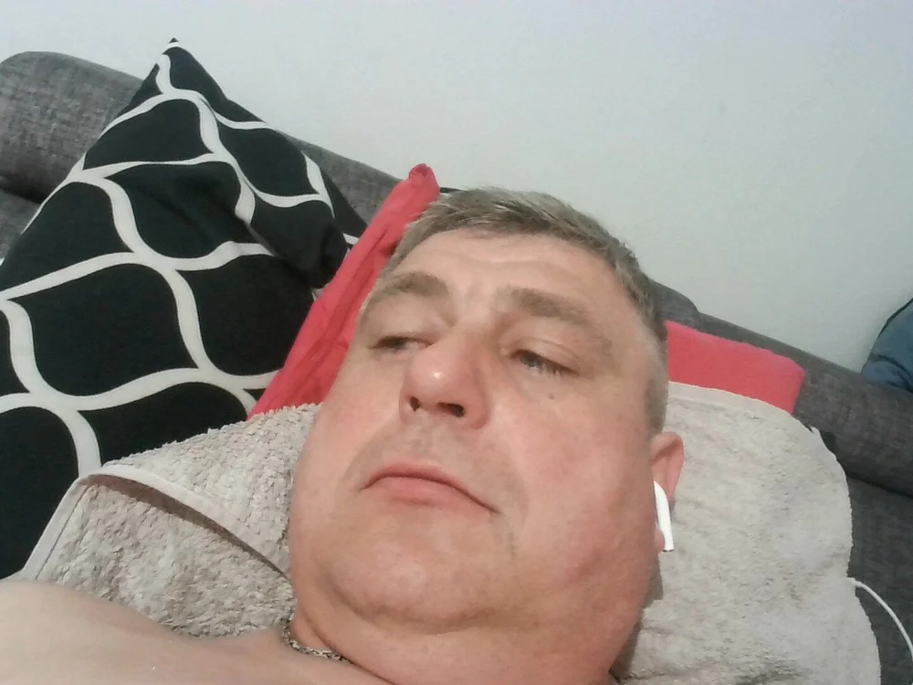 adamix12 Chatroom