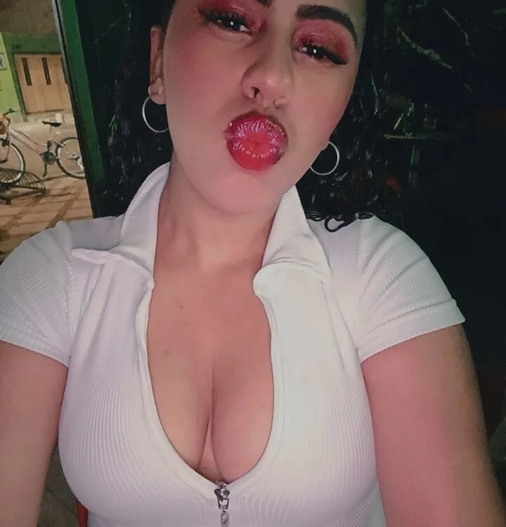 afra_lu Chatroom