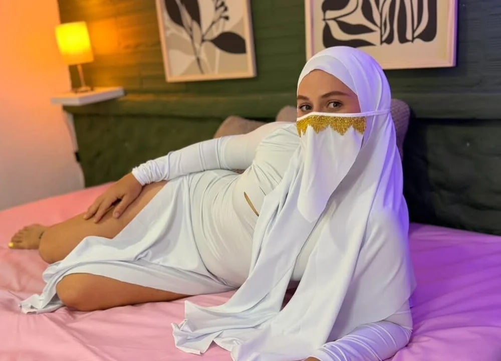 aisha_k Chatroom