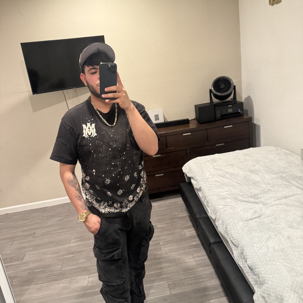 alanrguzoso012 Chatroom