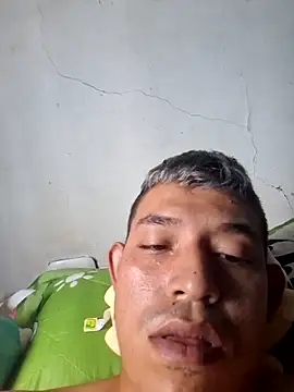 alejo159--- Chatroom