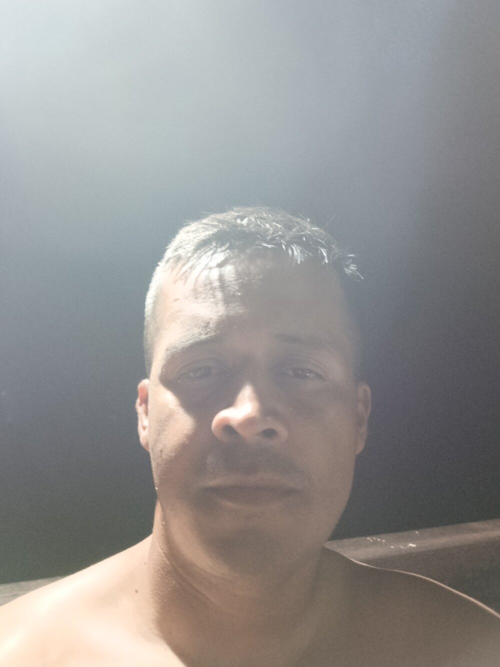 alejos81 Webcam Profile Picture alejos81 Chatroom