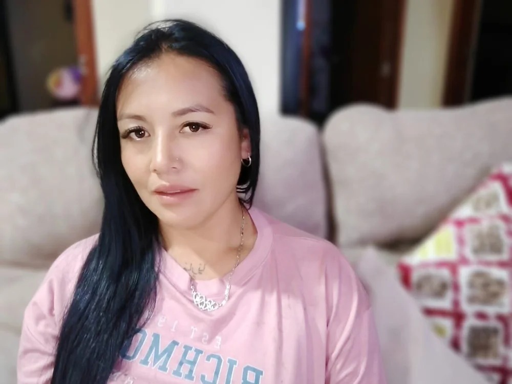 alessiaqueencs Chatroom