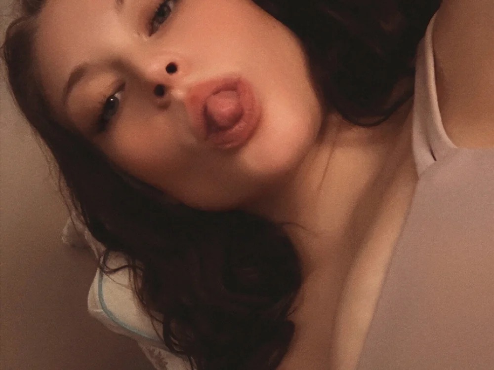 alexia104 Chatroom