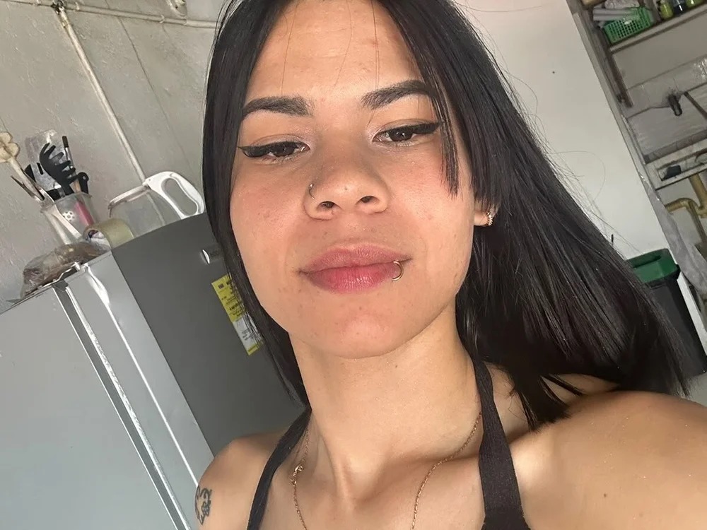 alien_dakota Chatroom