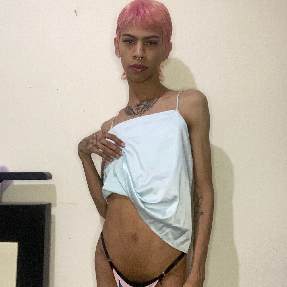 ambar_dollyts Chatroom
