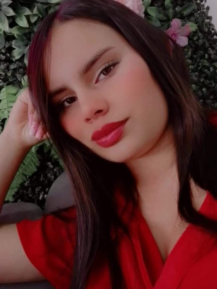 amber812_s Webcam Profile Picture amber812_s Chatroom
