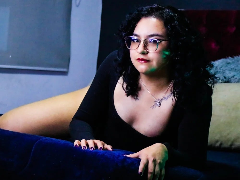 amberColombo Chatroom