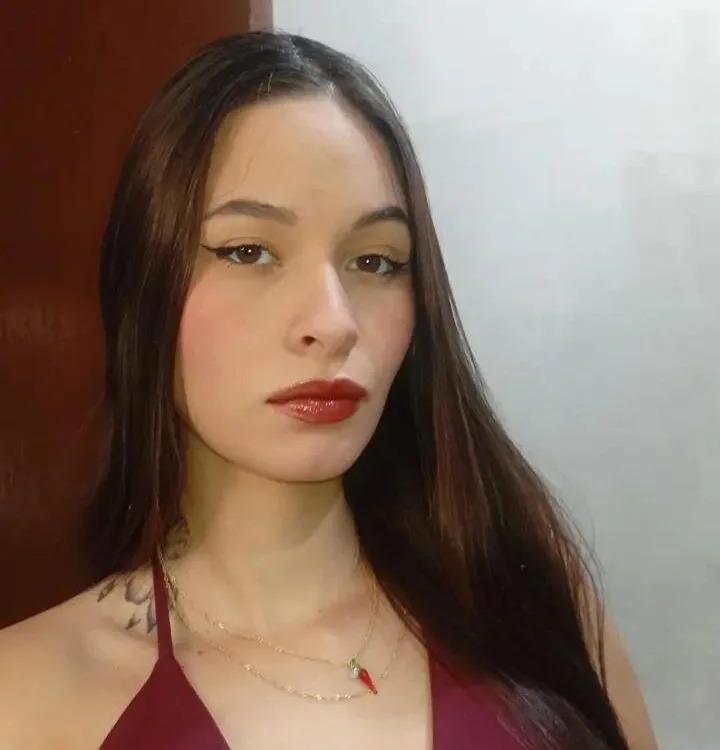 amina_hott Chatroom