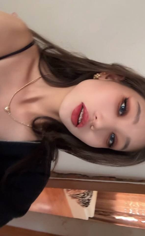 aminasaffron2 Chatroom