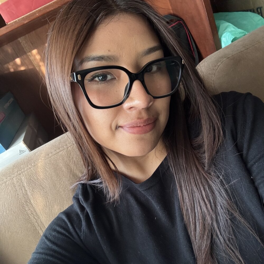 an40m Webcam Profile Picture an40m Chatroom