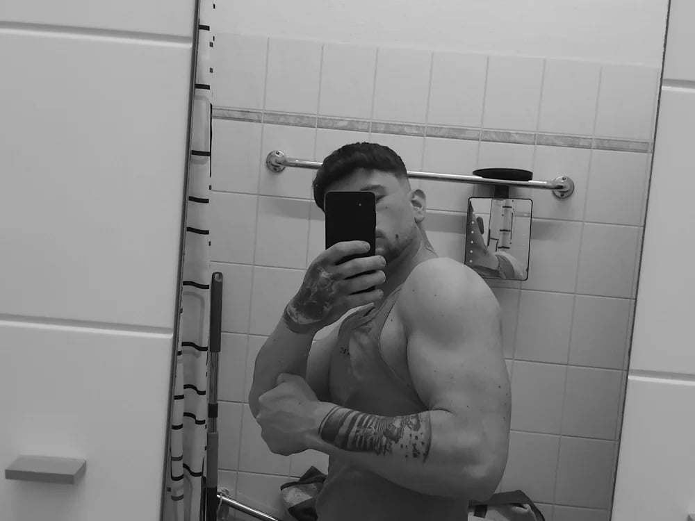 andreu745 Chatroom