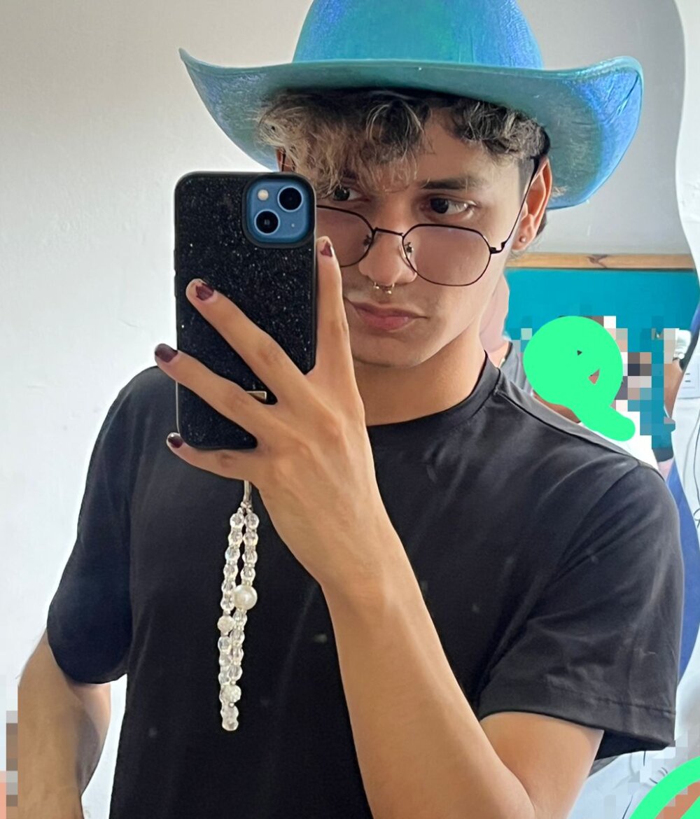 andrew_dann Chatroom