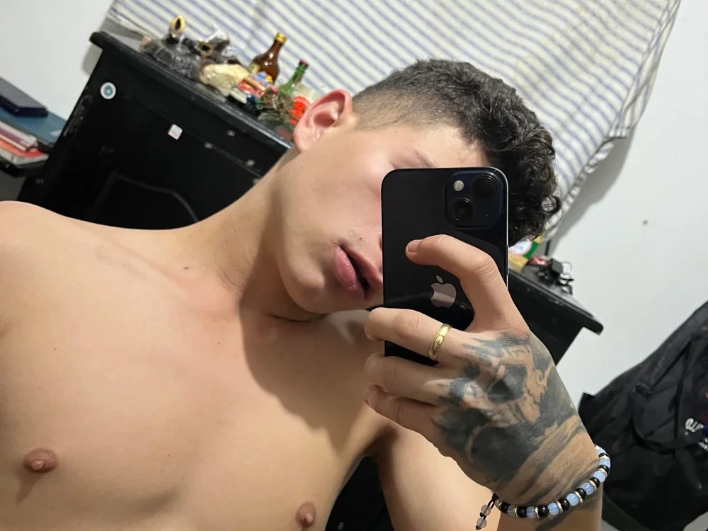 andru211 Chatroom