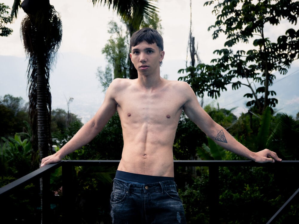 andy_miller5 Chatroom