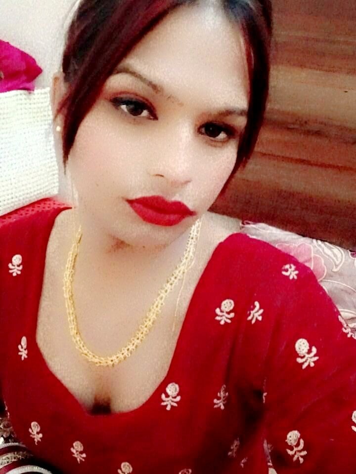 ankita_baner_8 Chatroom