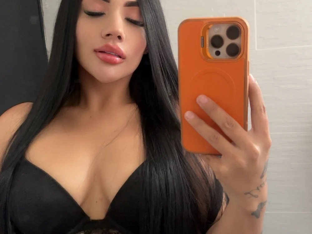 annie_4 Chatroom