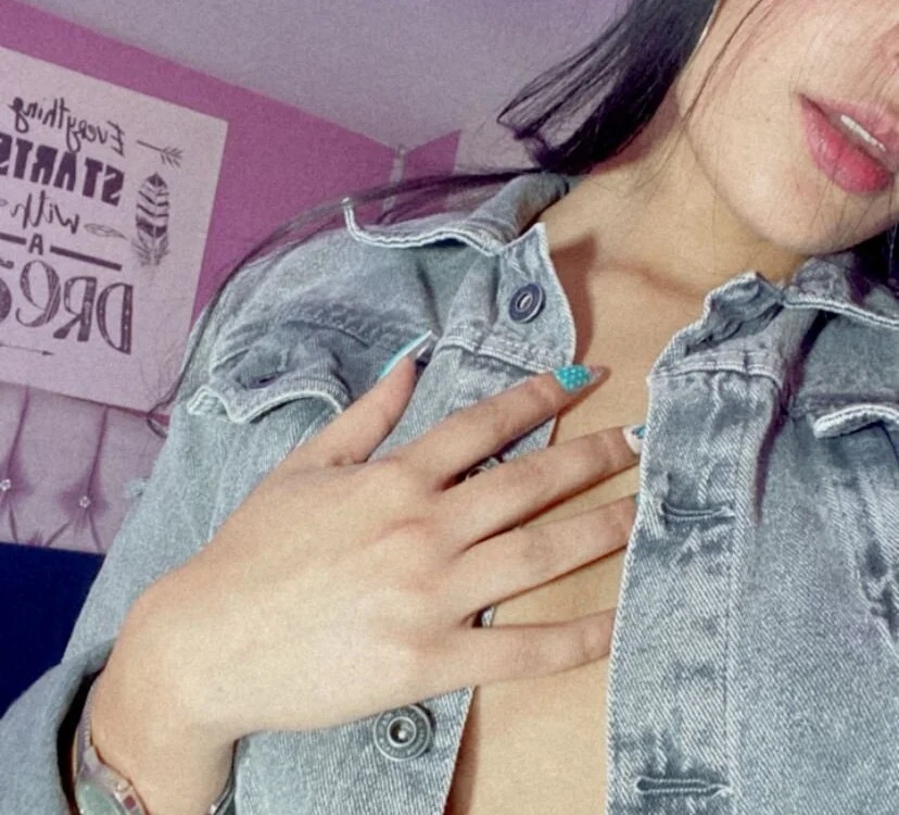 anny23_ Chatroom